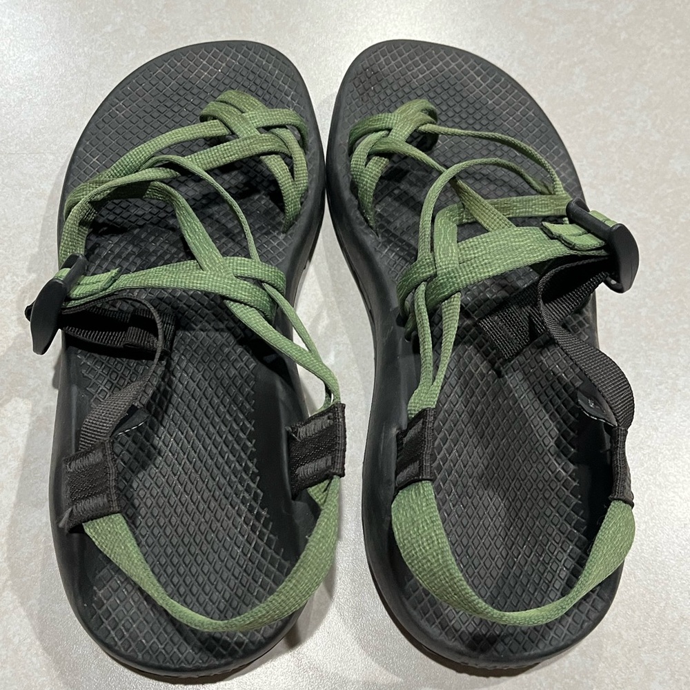 Vibran Sandals